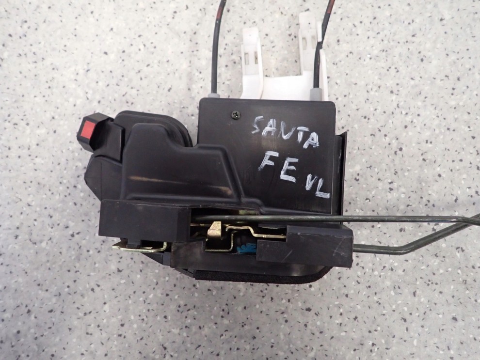 HYUNDAI SANTA FE 01- ZAMEK DRZWI PRZEDNI LEWY 2/4