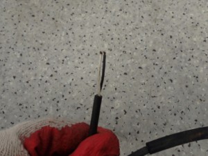 SUZUKI IGNIS 04-08 CZUJNIK ABSU TYLNY PRAWY 2WD 4/4 MINIATURA