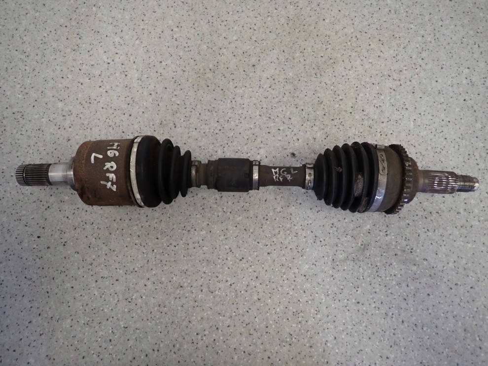 MAZDA 6 05-07 2.0 TD RF7 PÓŁOŚ LEWA 1/3