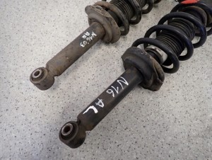 NISSAN ALMERA N16 00-06 AMORTYZATOR TYLNY 2/4 MINIATURA