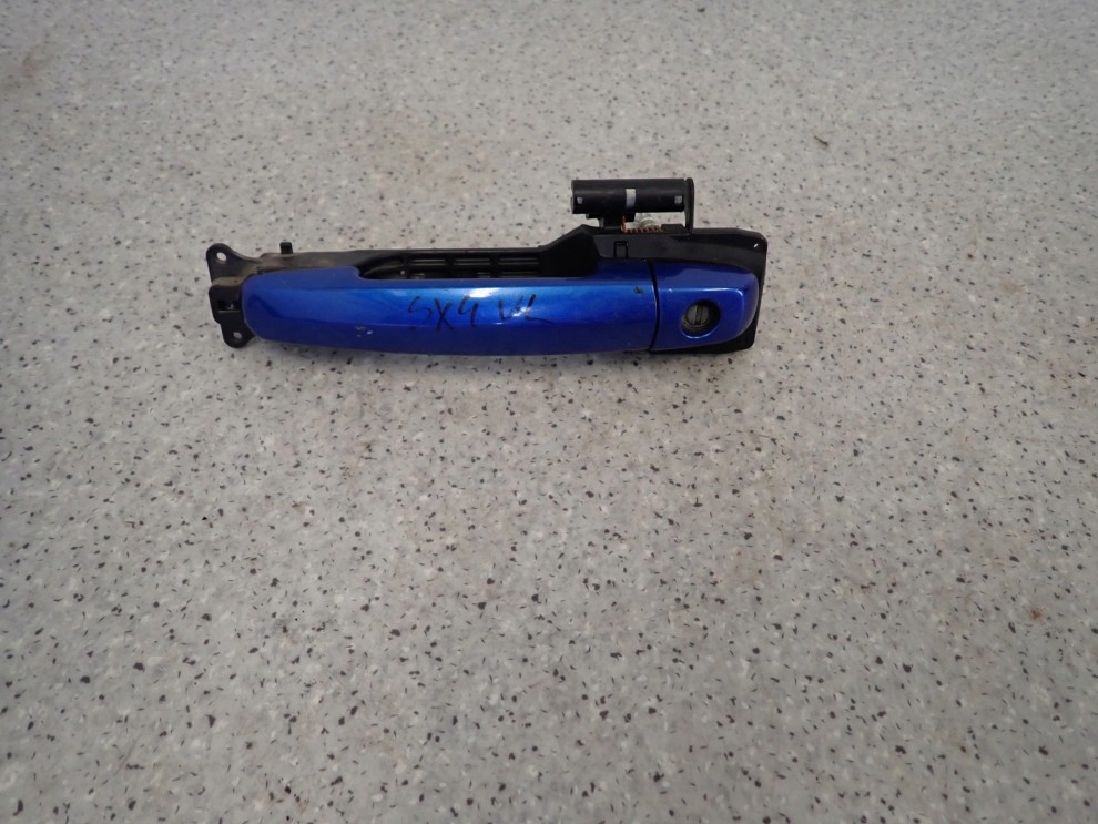 SUZUKI SX4 06-13 KLAMKA DRZWI PRZEDNIA LEWA 3/9