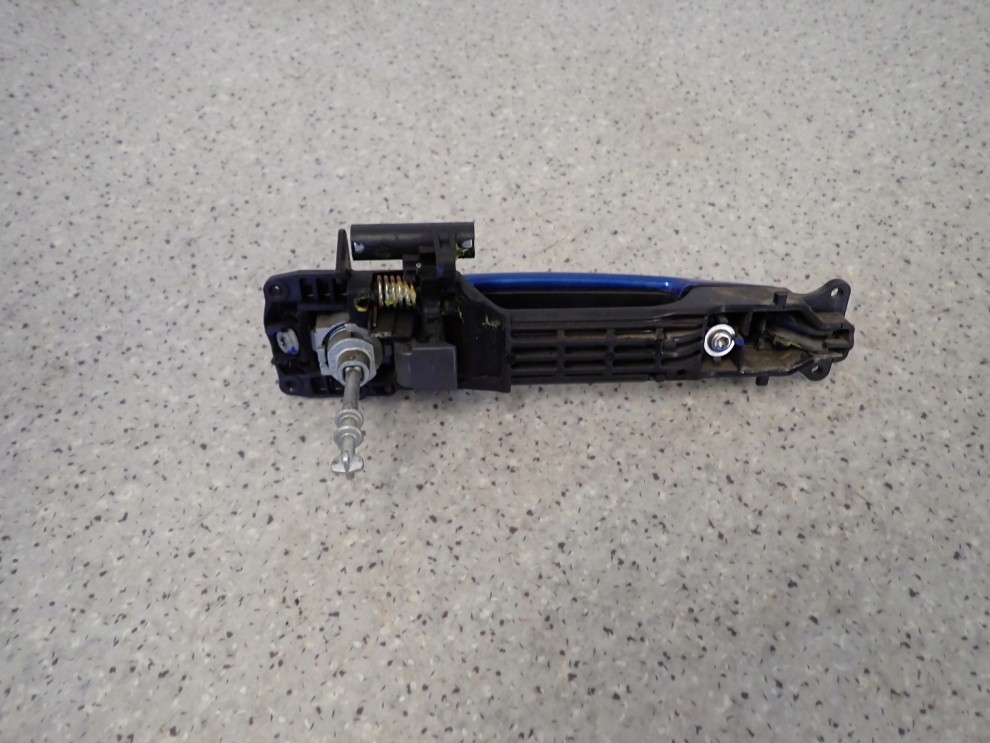 SUZUKI SX4 06-13 KLAMKA DRZWI PRZEDNIA LEWA 4/9