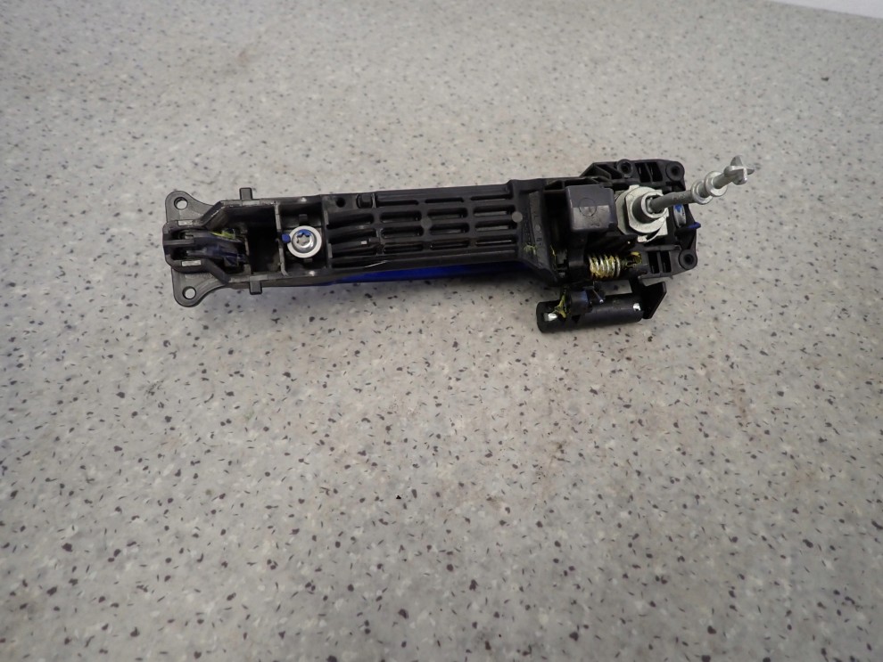 SUZUKI SX4 06-13 KLAMKA DRZWI PRZEDNIA LEWA 8/9