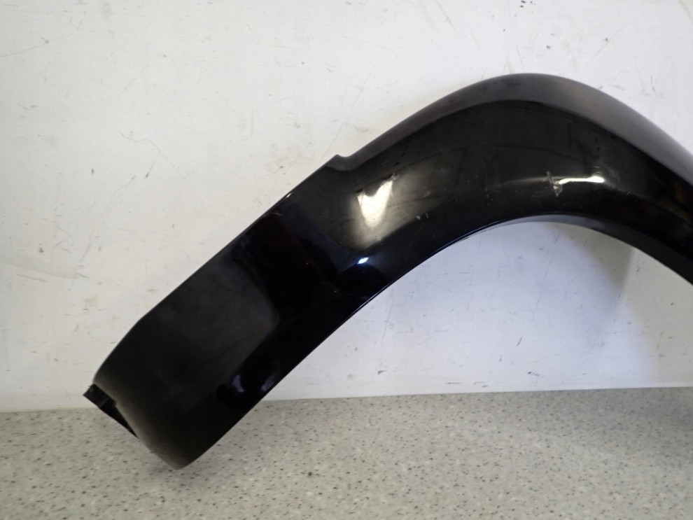 HYUNDAI TUCSON 04- LISTWA BŁOTNIKA PRZEDNIA PRAWA EB 2/11