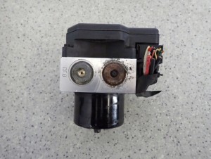 KIA RIO II 05- POMPA ABS HAMULCOWA 58920-1G000 2/7 MINIATURA