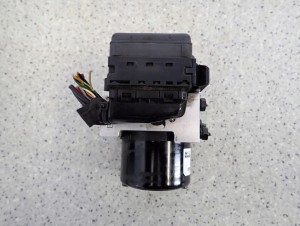 KIA RIO II 05- POMPA ABS HAMULCOWA 58920-1G000 5/7 MINIATURA