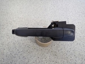 HYUNDAI i30 07-12 KLAMKA DRZWI TYLNA PRAWA 1/6 MINIATURA