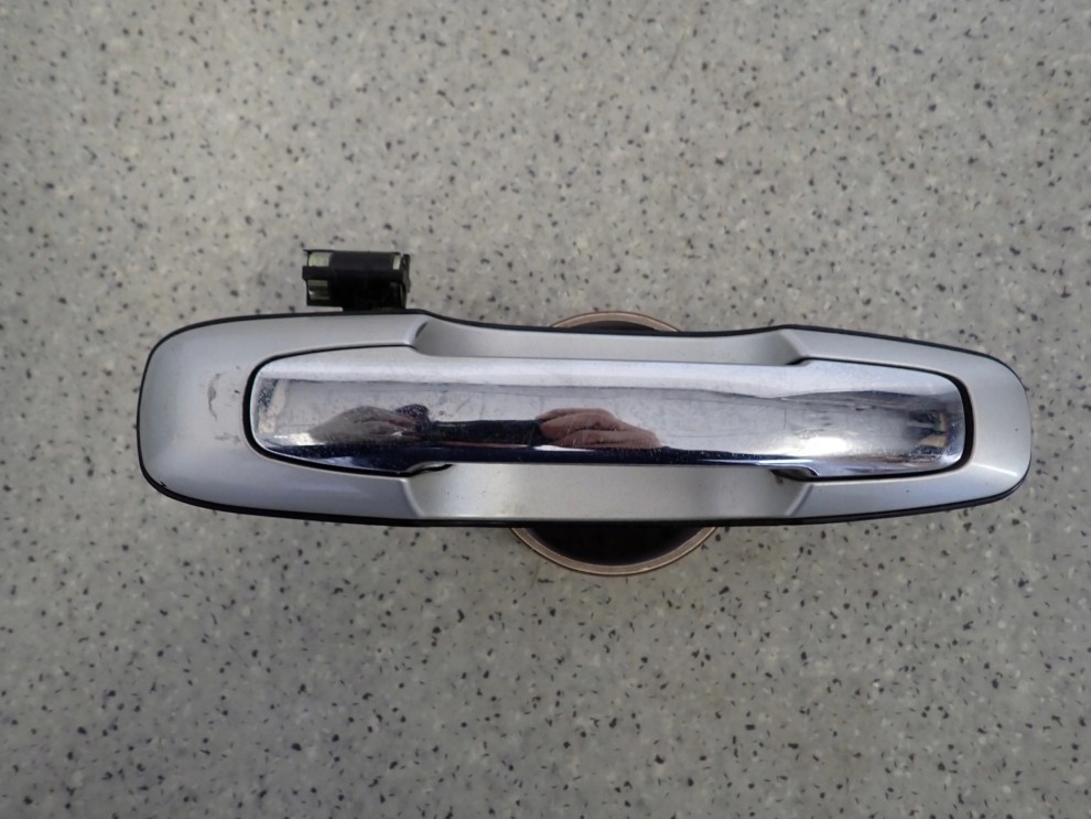 SUZUKI GRAND VITARA I XL7 99-05 KLAMKA ZEWNĘTRZNA TYLNA PRAWA 1/7