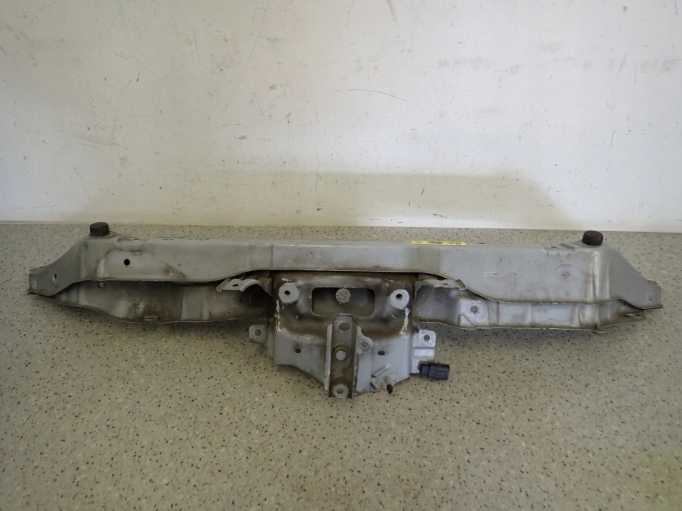 NISSAN NOTE E11 06-11 BELKA GÓRNA PASA PRZEDNIEGO 1/6