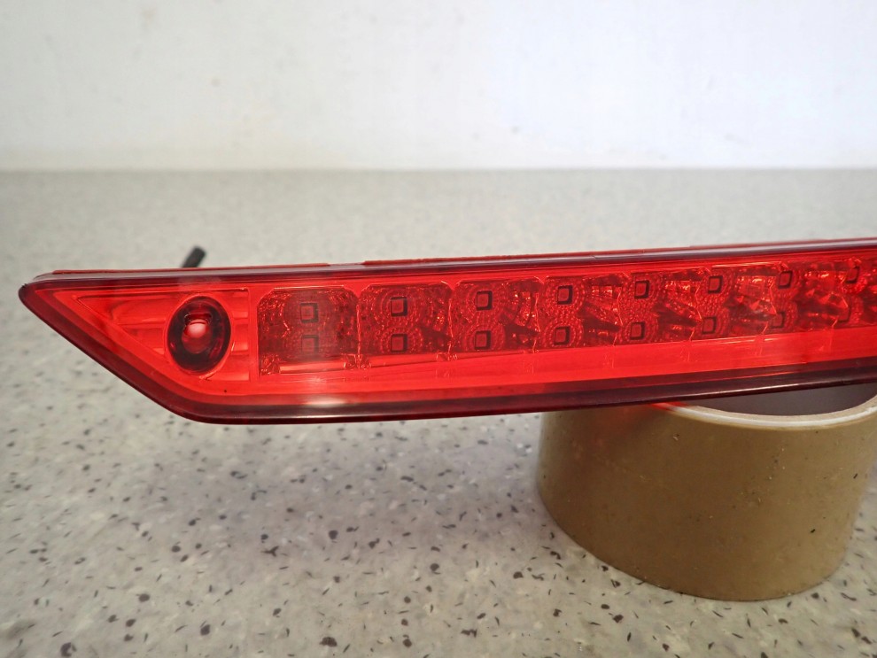 HYUNDAI IX20 HB 09- LAMPA TYLNA W KLAPĘ 3-CI STOP 3/7