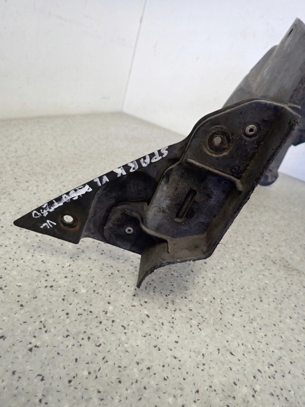 CHEVROLET SPARK M300 09-15 NADKOLE PRZEDNIE LEWE 4/5