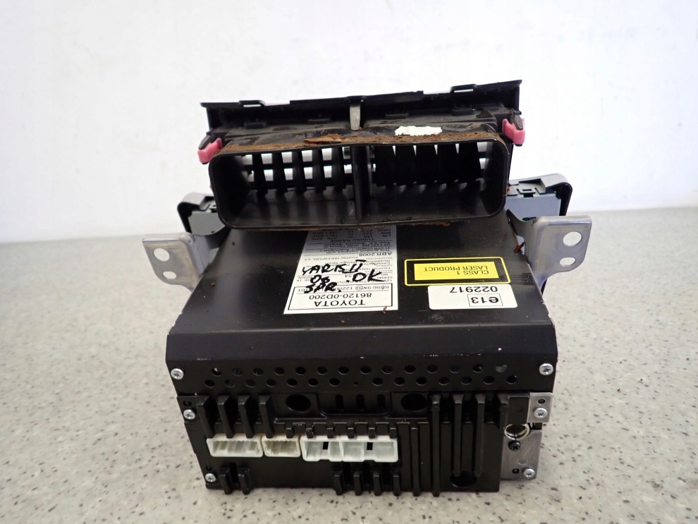 TOYOTA YARIS II 06-09 RADIO FABRYCZNE EUROPA 11/11