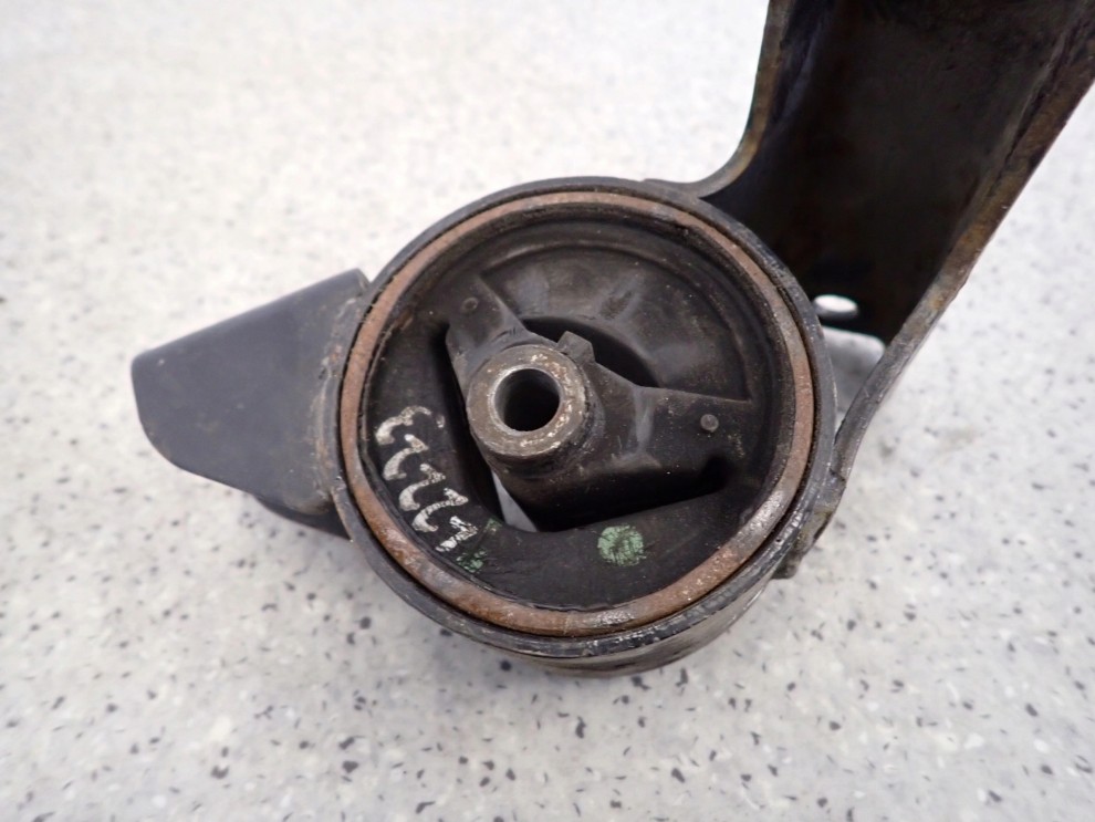 SUZUKI ALTO 1.0i 09 - PODUSZKA SILNIKA PRAWA 6/6