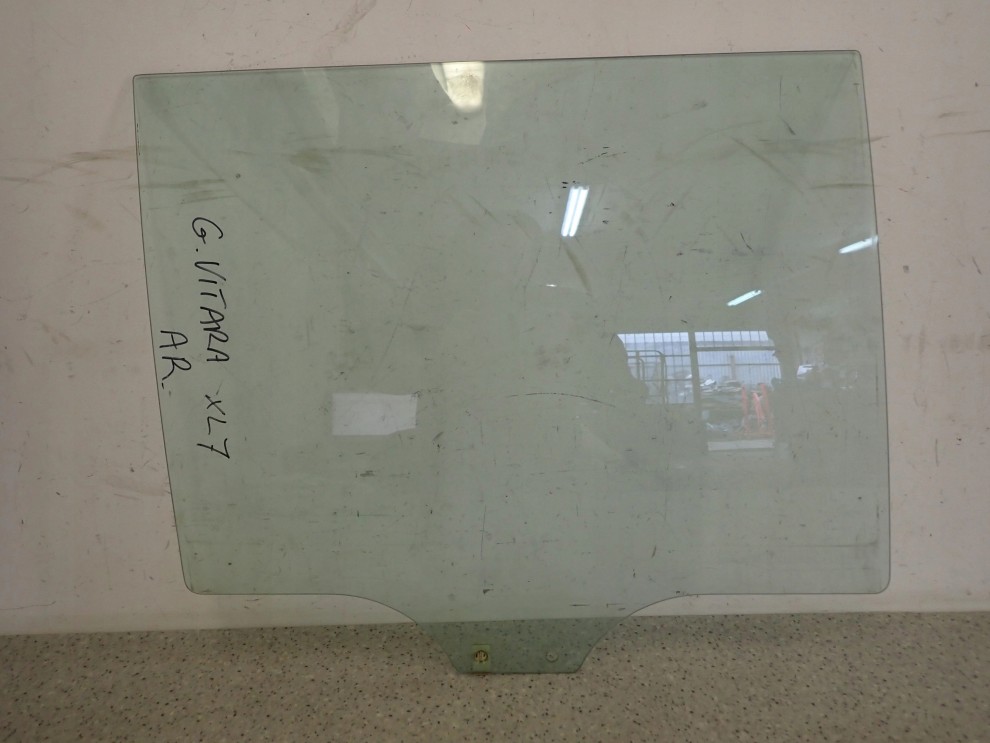 SUZUKI GRAND VITARA I XL7 99-05 SZYBA TYLNA PRAWA 1/3