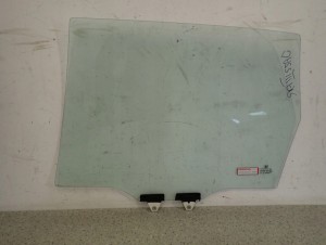 HONDA JAZZ III 08- SZYBA TYLNA PRAWA W DRZWI 3/3 MINIATURA