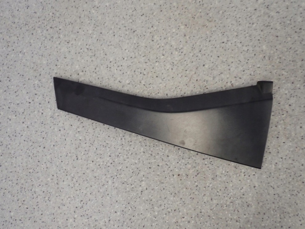 HONDA JAZZ III 08- LISTWA DRZWI TYLNYCH PRAWYCH PION 4/8