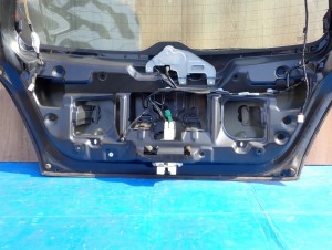 SUZUKI SWIFT MK6 04-09 KLAPA BAGAŻNIKA SZYBA TYLNA ZCE 12/12 MINIATURA