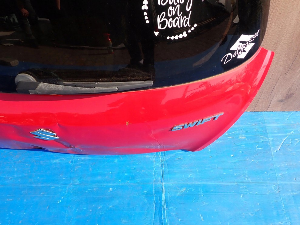 SUZUKI SWIFT MK7 10-16 KLAPA BAGAŻNIKA SZYBA TYLNA ZCF 7/16