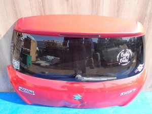 SUZUKI SWIFT MK7 10-16 KLAPA BAGAŻNIKA SZYBA TYLNA ZCF 3/16 MINIATURA