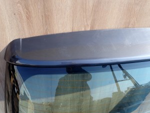 KIA VENGA 09- KLAPA BAGAŻNIKA SZYBA TYLNA BE 3/16 MINIATURA