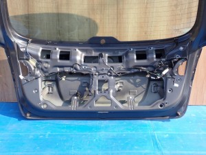 KIA VENGA 09- KLAPA BAGAŻNIKA SZYBA TYLNA BE 16/16 MINIATURA