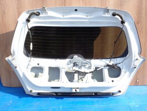 SUZUKI SWIFT MK7 10-16 KLAPA BAGAŻNIKA SZYBA TYLNA ZNL 11/12 MINIATURA