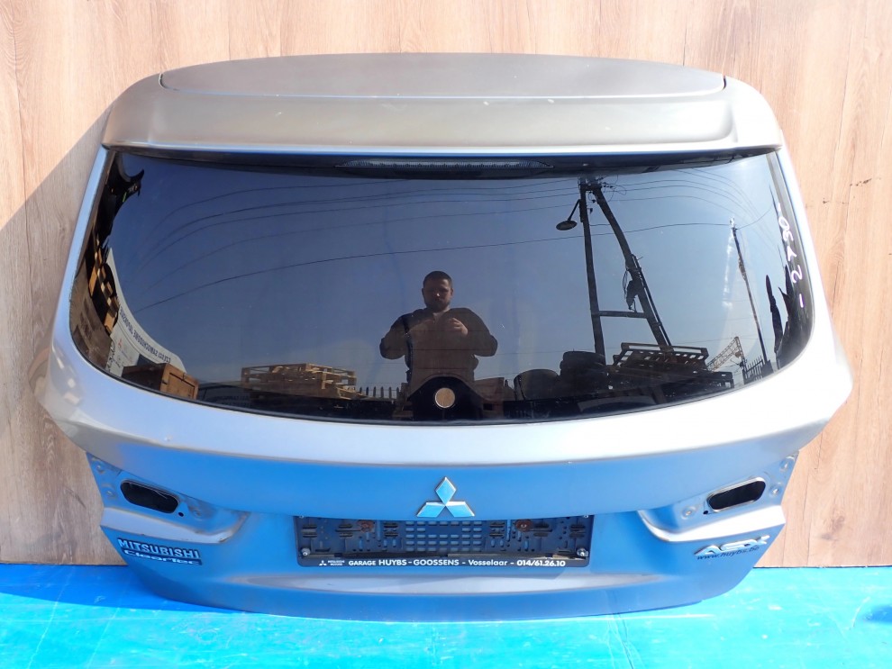 MITSUBISHI ASX 10- KLAPA BAGAŻNIKA SZYBA TYLNA U17A 1/16