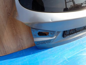 MITSUBISHI ASX 10- KLAPA BAGAŻNIKA SZYBA TYLNA U17A 7/16 MINIATURA