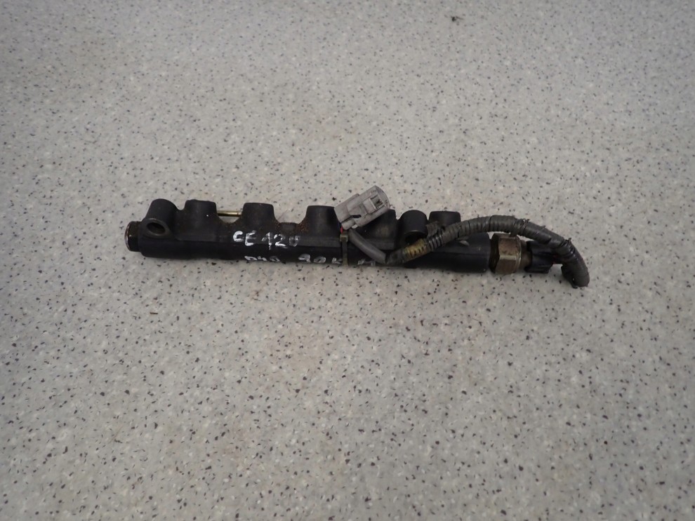 TOYOTA COROLLA E11 E12 COROLLA AVENSIS T22 2.0 D4D 90 KM LISTWA WTRYSKOWA 1/9