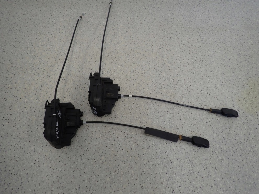 NISSAN MICRA K12 03-10 ZAMEK DRZWI TYLNY PRAWY 1/6