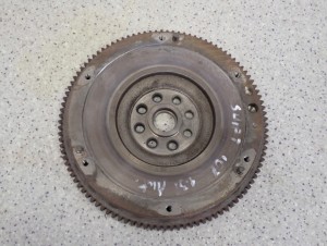 SUZUKI SWIFT M13A 1.3 04-09 KOŁO ZAMACHOWE AUTOMAT 3/7 MINIATURA