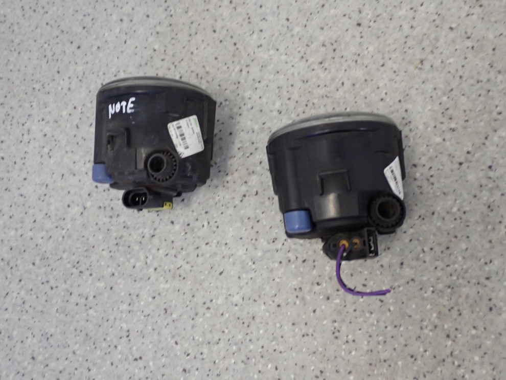 NISSAN NOTE E11 06-09 HALOGEN LEWY LUB PRAWY 7/7