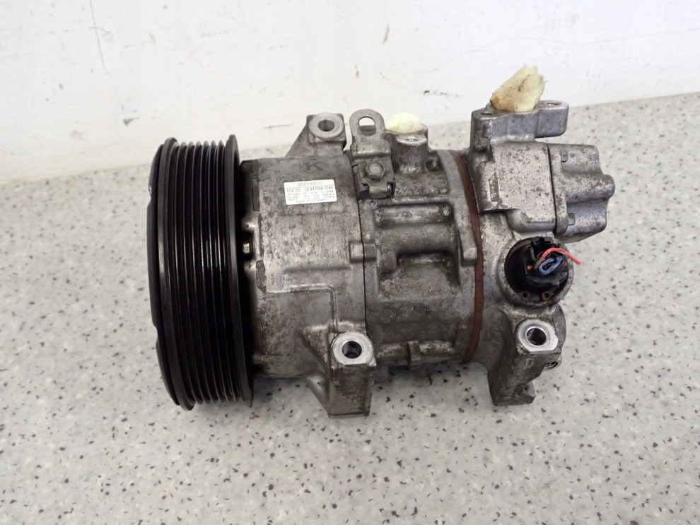 TOYOTA COROLLA VERSO 04- 2.2 D4D KOMPRESOR KLIMY D-CAT 8/10
