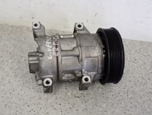 TOYOTA COROLLA VERSO 04- 2.2 D4D KOMPRESOR KLIMY D-CAT 1/10 MINIATURA