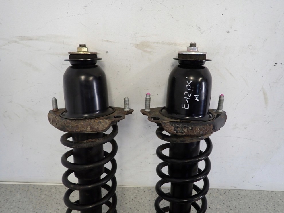 TOYOTA COROLLA E12 HB 02-07 AMORTYZATOR TYLNY MCPHERSON 2/8