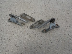 HONDA CIVIC VII 01- ZAWIAS MASKI LEWY LUB PRAWY