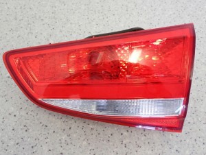KIA CEED II KOMBI SPORT 17- LAMPA TYLNA PRAWA W KLAPĘ LIFT