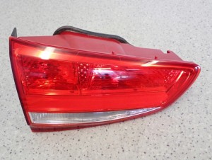 KIA CEED II KOMBI SPORT 17- LAMPA TYLNA LEWA W KLAPĘ LIFT 2/6 MINIATURA