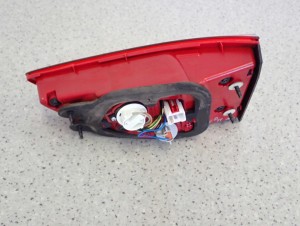 KIA CEED II KOMBI SPORT 17- LAMPA TYLNA LEWA W KLAPĘ LIFT 5/6 MINIATURA