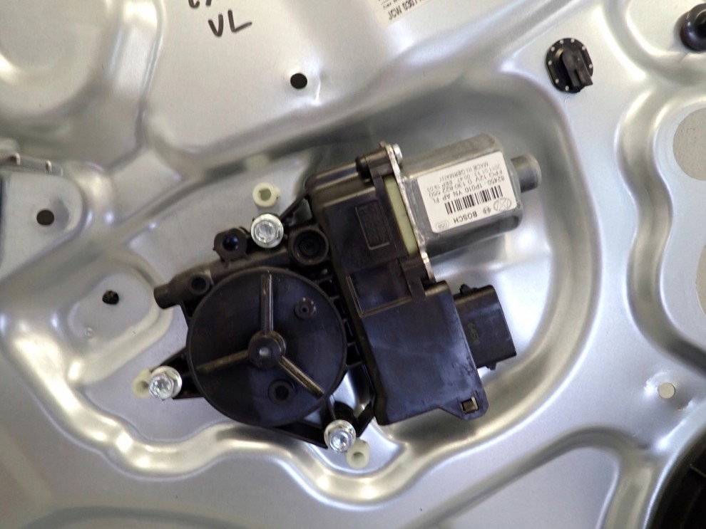 HYUNDAI IX20 HB 5D 09- PODNOŚNIK SZYBY PRZEDNI LEWY 2/5