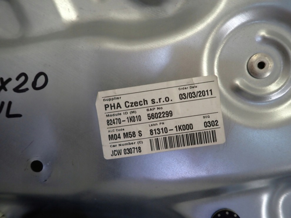 HYUNDAI IX20 HB 5D 09- PODNOŚNIK SZYBY PRZEDNI LEWY 3/5