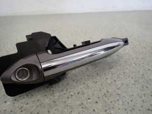 HYUNDAI IX20 09- KLAMKA DRZWI PRZEDNIA LEWA NSW