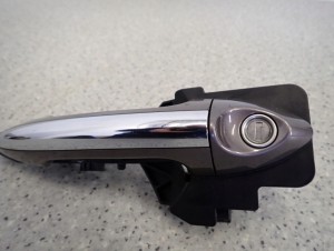 HYUNDAI IX20 09- KLAMKA DRZWI PRZEDNIA LEWA NSW 4/7 MINIATURA