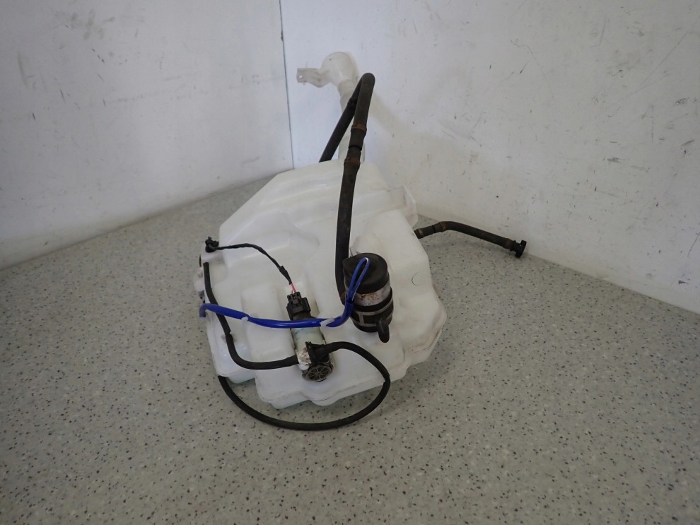 MITSUBISHI ASX 10-19 ZBIORNIK SPRYSKIWACZY POMPKI XENONY 6/7