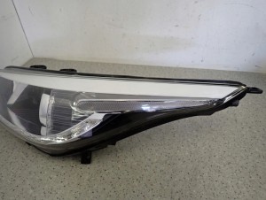 KIA CEED II 12-17 LAMPA PRZEDNIA LEWA REFLEKTOR LEWY SOCZEWKA + LED 6/16 MINIATURA