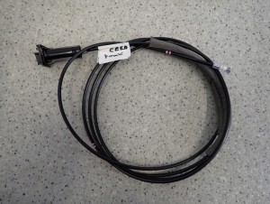 KIA CEED I KOMBI 06-11 LINKA KLAPKI WLEWU PALIWA 1/2 MINIATURA