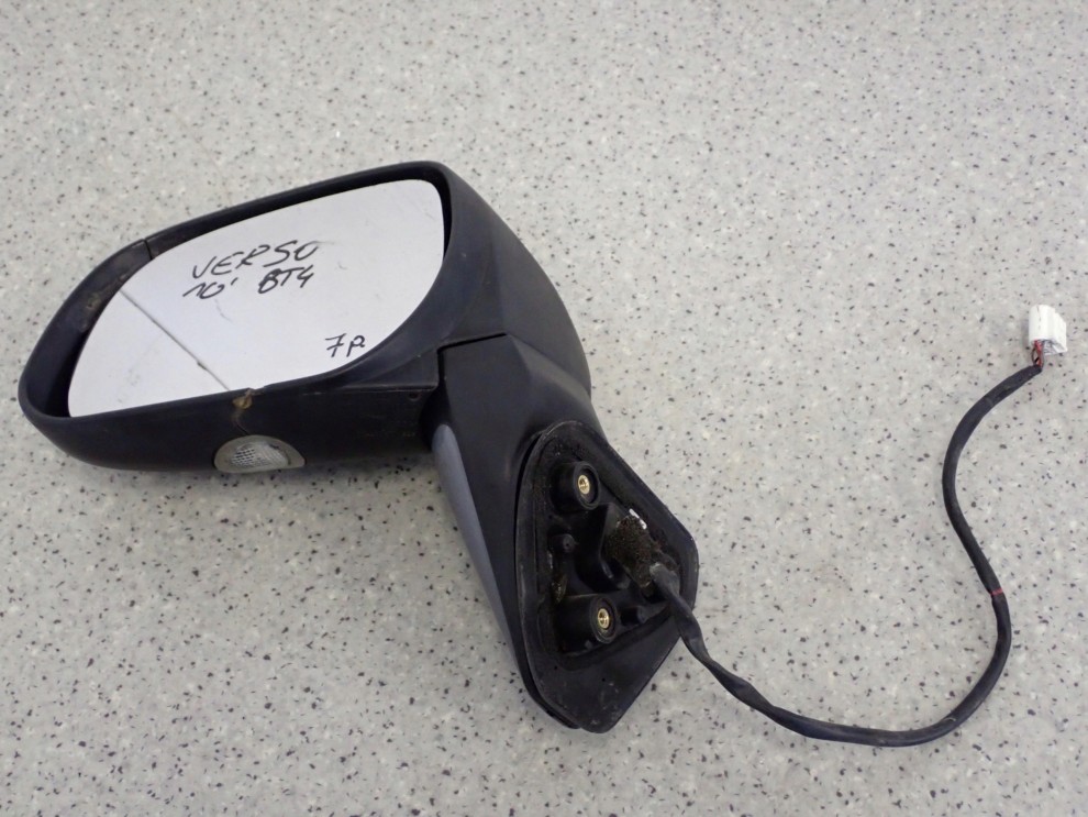 TOYOTA VERSO 09-13 LUSTERKO LEWE EUROPA 8T4 7 PINÓW EUROPA 1/10