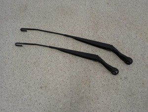 NISSAN MICRA K12 03-10 RAMIE WYCIERACZKI PRZÓD LEWE LUB PRAWE CABRIO 5/8 MINIATURA