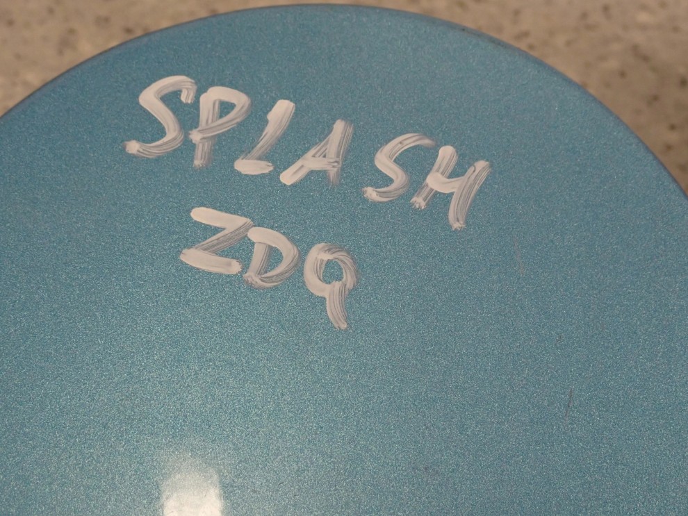 SUZUKI SPLASH 08-14 KLAPKA WLEWU PALIWA ZDQ 3/5