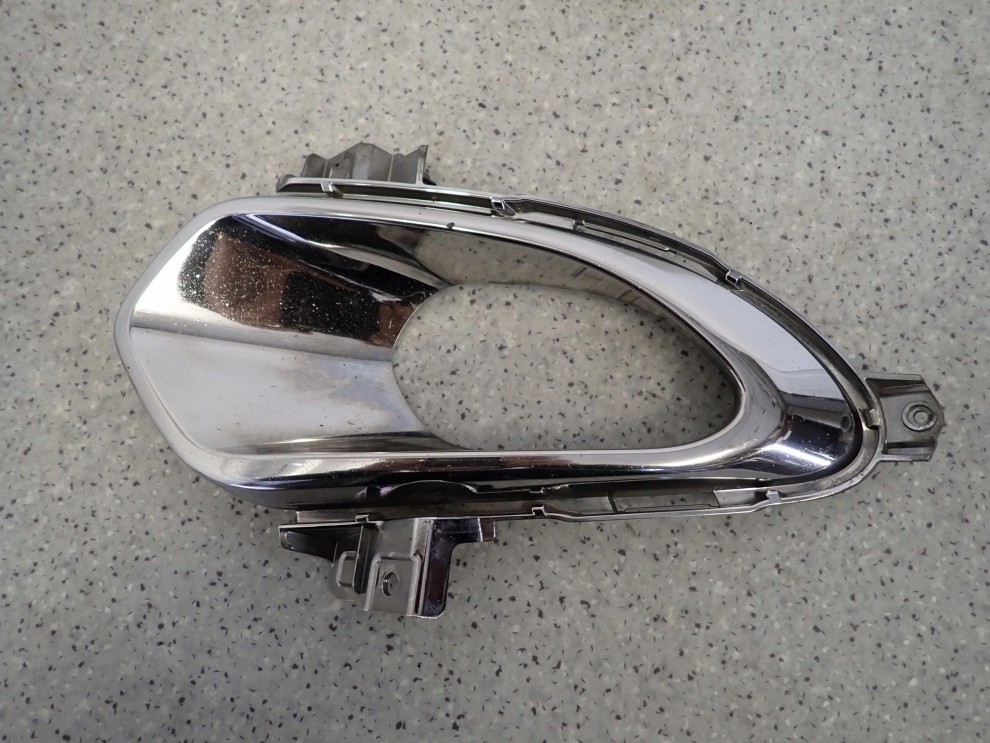 KIA CEED II 12- 15 KRATKA HALOGENU PRZEDNIA LEWA 1/6